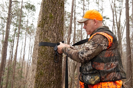 Prioritize Safety as Deer Hunting Season Opens
